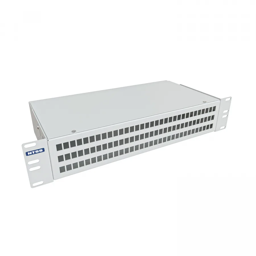 Кросс NTSS оптический 19'' укомплектованный 2U, 96 портов SC/APC, 9/125 мкм (сплошная панель, сплайс-кассета 3шт, пигтейлы, КДЗС, адаптеры) серый RAL 7035