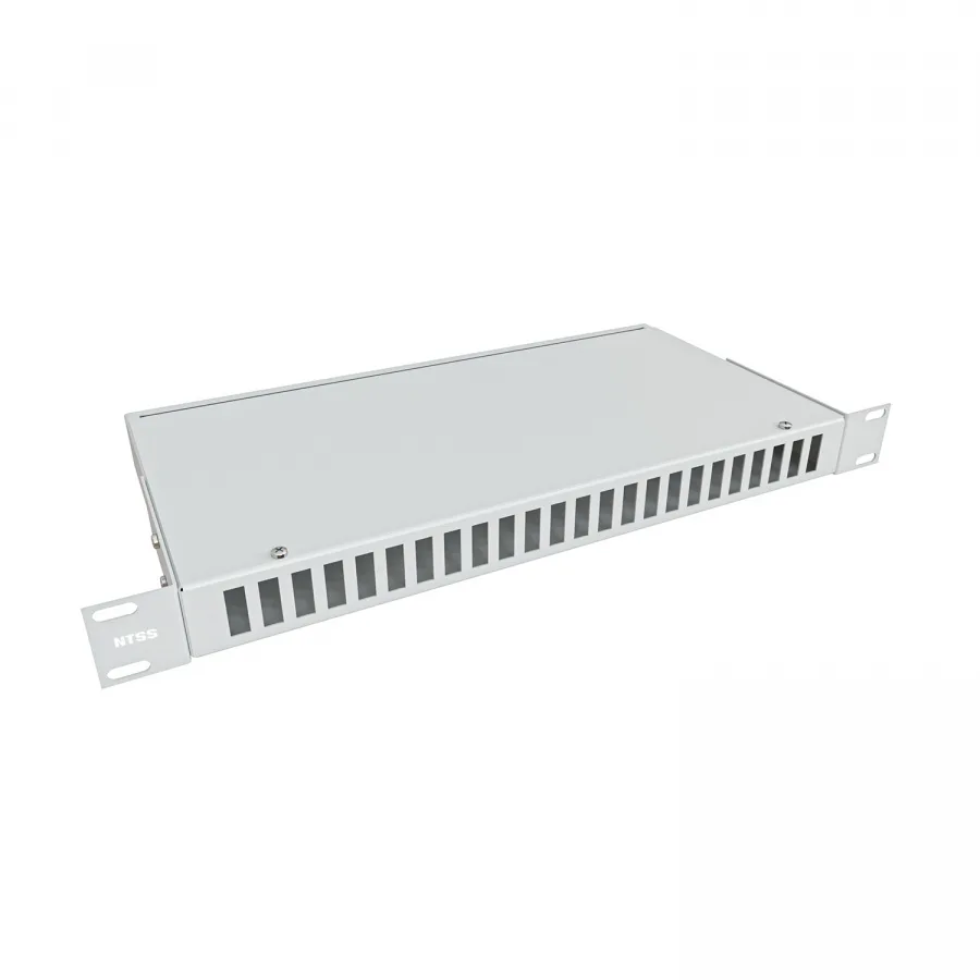 Кросс NTSS оптический 19'' укомплектованный 1U, 24 порта SC/UPC duplex, 50/125 мкм (сплошная панель, сплайс-кассета 2шт, пигтейлы, КДЗС, адаптеры) серый RAL 7035
