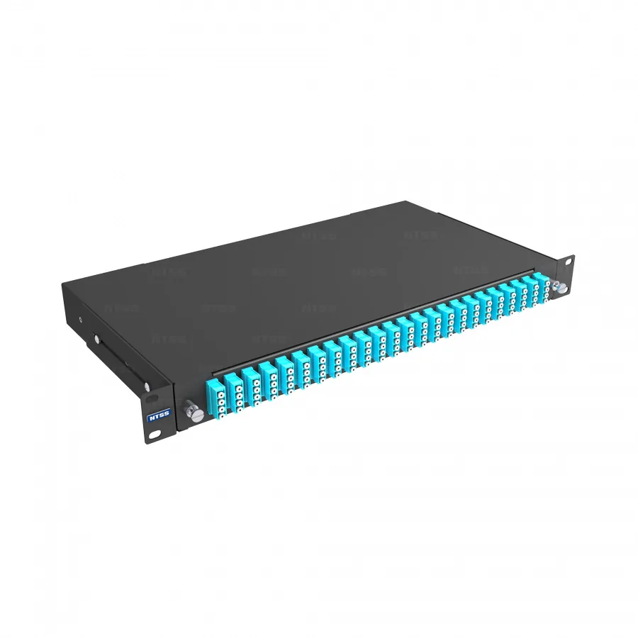 Кросс 19" NTSS PREMIUM выдвижной, предсобранный 1U, 24 порта LC/UPC quadro, 50/125 мкм ОМ3, черный (сплошная панель, сплайс-кассета 3шт, пигтейлы, КДЗС, адаптеры)