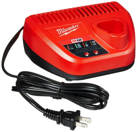 Зарядное устройство Milwaukee M12 120Вольт (48-59-24010)